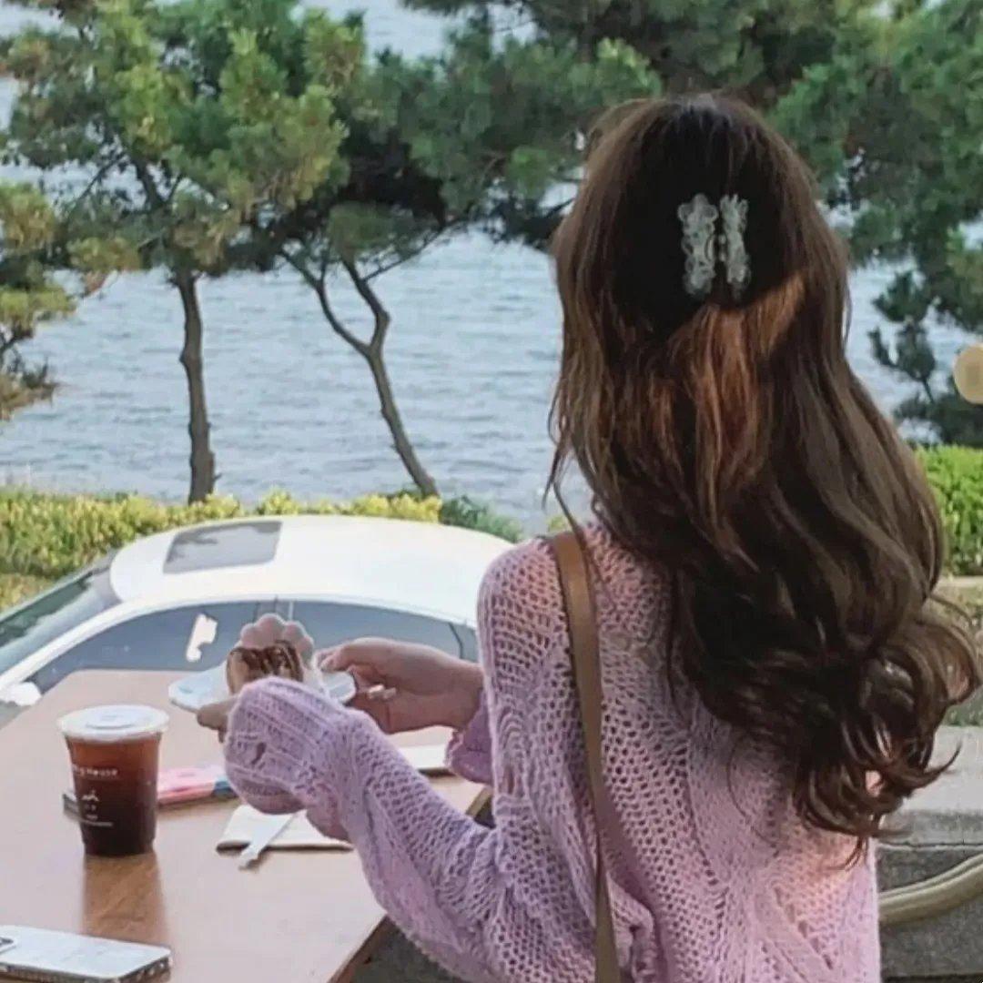 娘娘今日不上朝